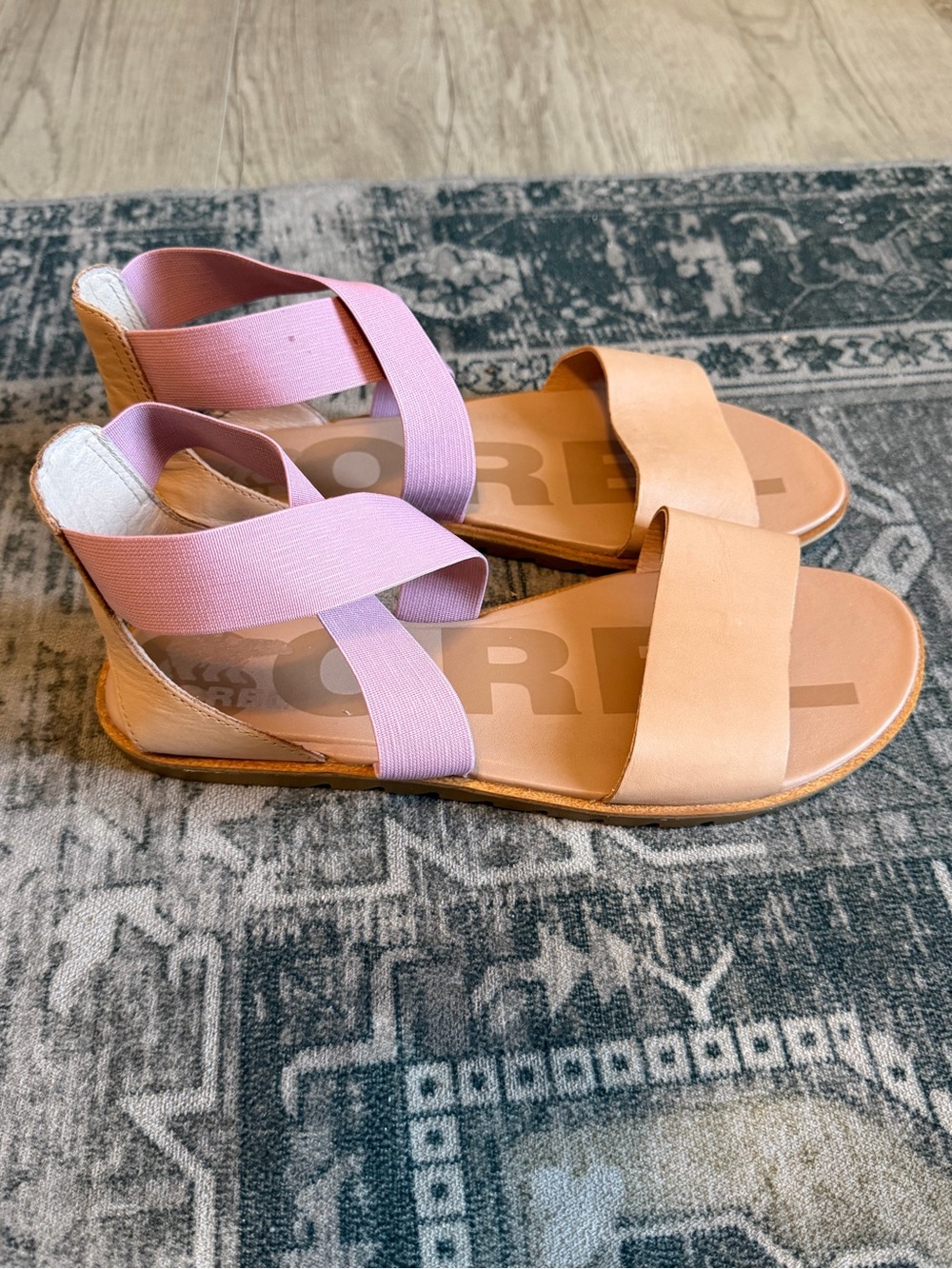 Sorel Women’s Two-Tone Elastic Strap Sandals - Pink & Tan Size 9